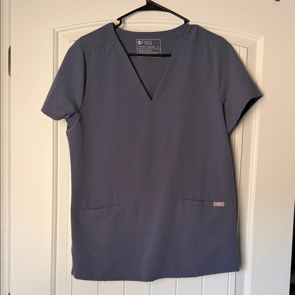 Figs Women's Top in Dark Gray - Picture 2 of 4